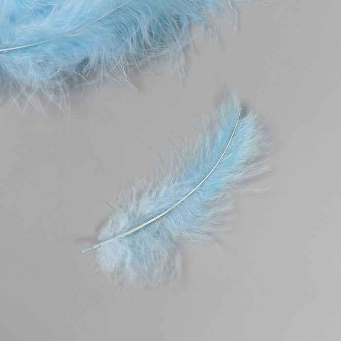 Перо декоративное гусиное пуховое "Голубая вода" набор 40 шт h=10-15 см