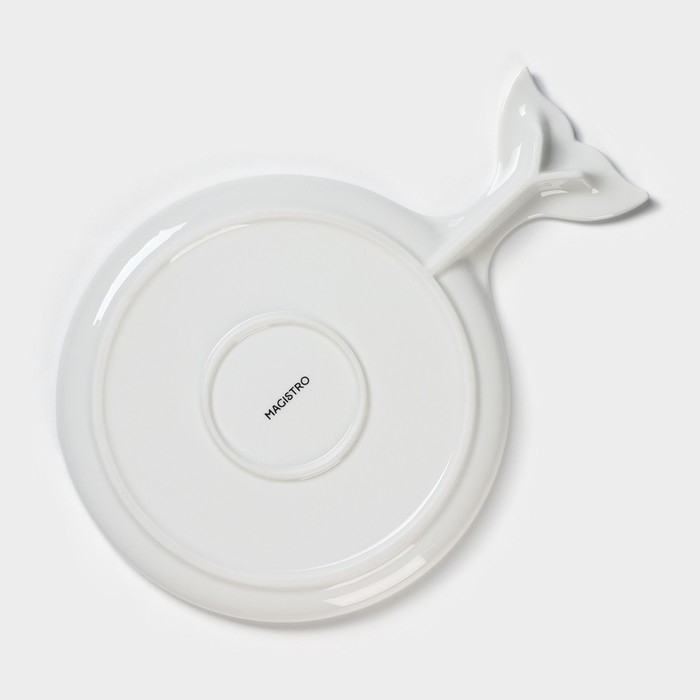 Блюдо фарфоровое сервировочное Magistro &laquo;Рыбка Бланш&raquo;, 28&times;20 см, цвет белый