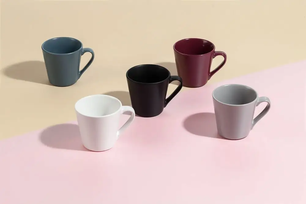 Кружка Modern Bell, матовая, красная Кружка Modern Bell, матовая, красная