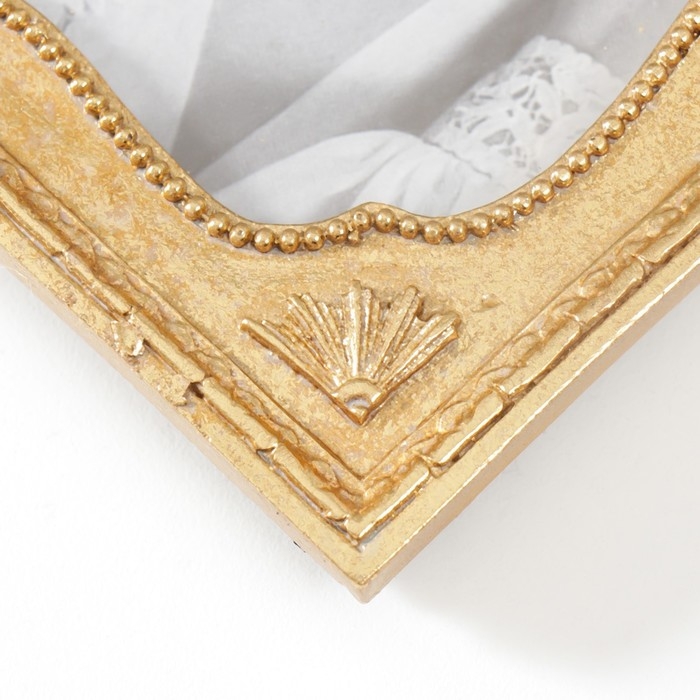 Фоторамка полистоун 10х15 см Фоторамка полистоун 10х15 см "Бант с лентами" золото 19х12 см