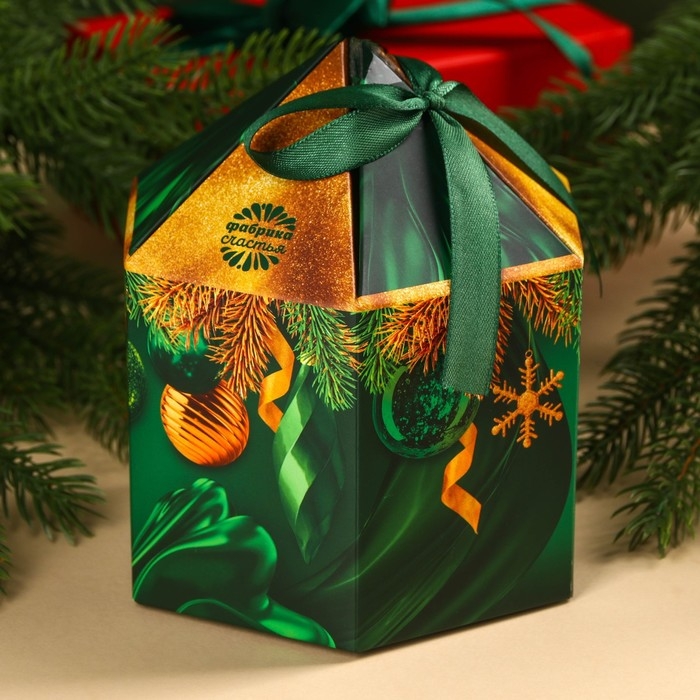 Подарочный набор &laquo;С новым годом&raquo;: чай, кружка, носки