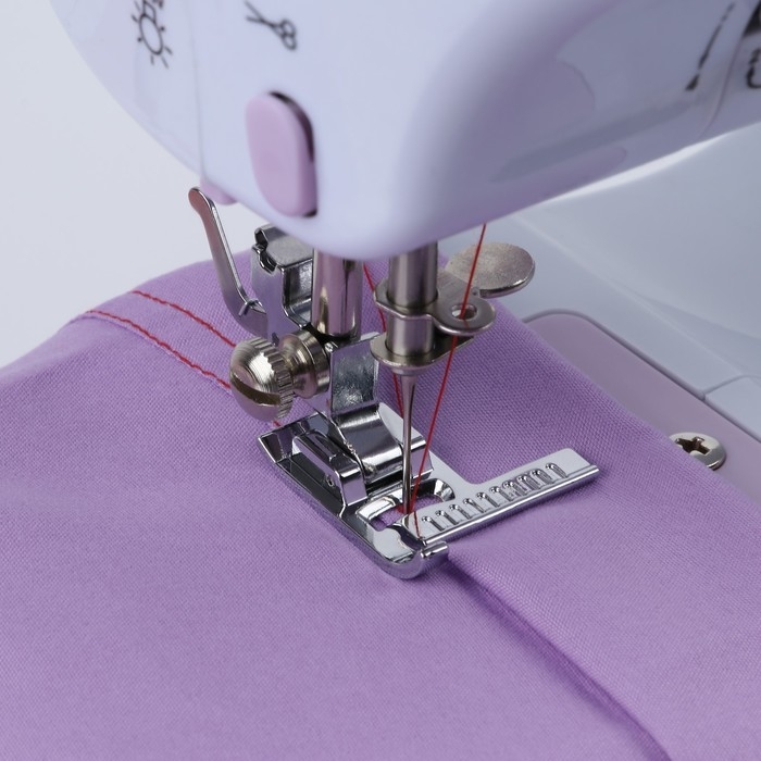 Лапка для отделочной строчки с линейкой, 3,4 × 3,1 см Лапка для отделочной строчки с линейкой, 3,4 × 3,1 см