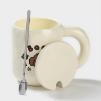 Кружка керамическая с ложкой «Мишка», 450 мл, цвет бежевый Кружка керамическая с ложкой «Мишка», 450 мл, цвет бежевый