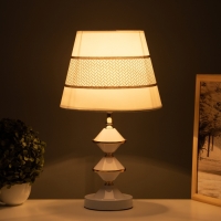 Лампа настольная "Кристи" 1х40Вт Е27 белый/золото 25х25х41см