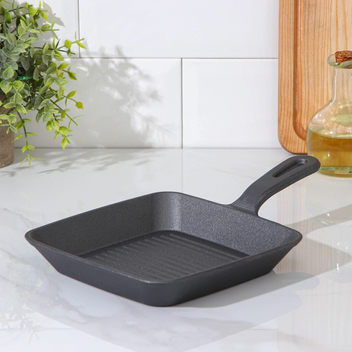 Сковорода-гриль чугунная &laquo;Квадрат. Гриль&raquo;, 19&times;19&times;3 см, чугунная ручка, цвет чёрный