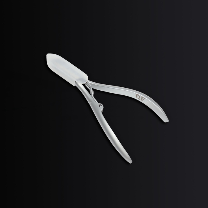 Кусачки маникюрные для кутикулы «Premium satin», эргономичные, 9,3 см, длина лезвия - 7 мм, цвет серебристый Кусачки маникюрные для кутикулы «Premium satin», эргономичные, 9,3 см, длина лезвия - 7 мм, цвет серебристый