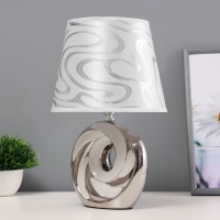 Настольная лампа "Лейла" Е14 40Вт белый серебро 20х20х33см Настольная лампа "Лейла" Е14 40Вт белый серебро 20х20х33см