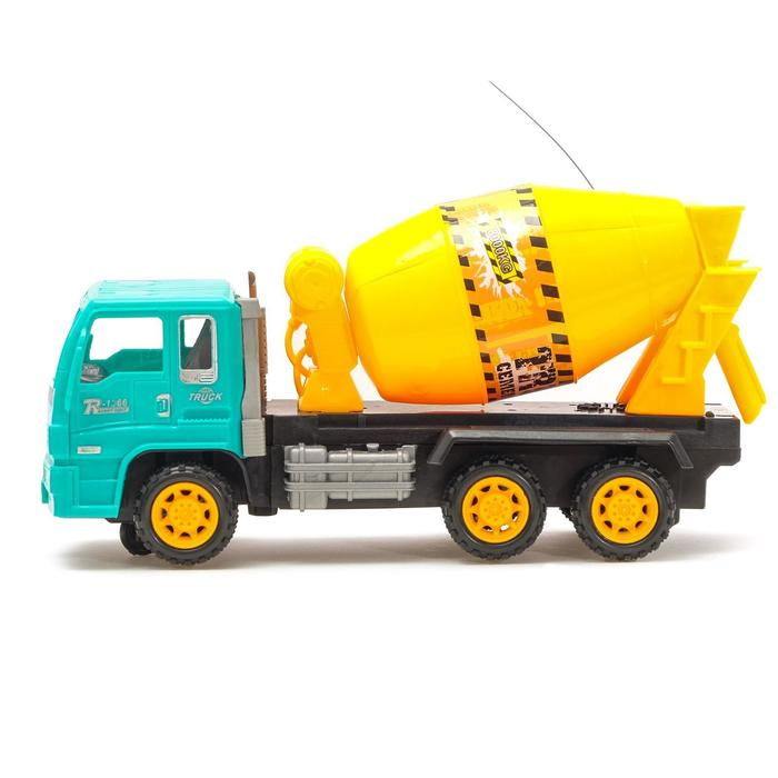 Грузовик радиоуправляемый «Бетономешалка», работает от батареек, цвет бирюзовый Грузовик радиоуправляемый «Бетономешалка», работает от батареек, цвет бирюзовый