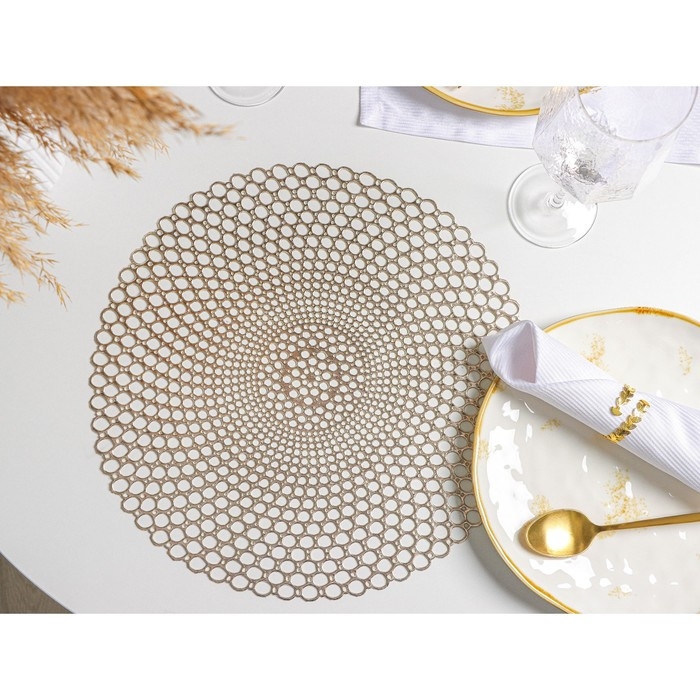Салфетка сервировочная на стол &laquo;Роса&raquo;, 38&times;38 см, цвет золотой