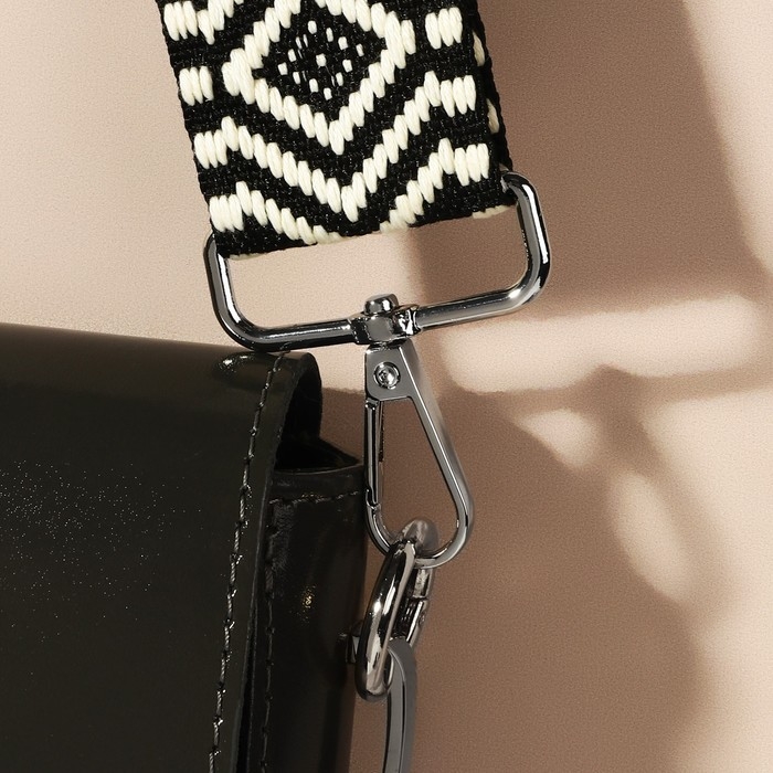 Ручка для сумки &laquo;Орнамент&raquo;, стропа, 135 &plusmn; 3 &times; 3,8 см, цвет чёрный/белый