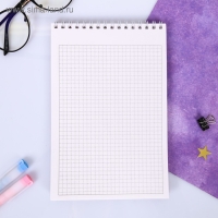 Блокнот &laquo;С 8 марта&raquo; на гребне, формат А5, 40