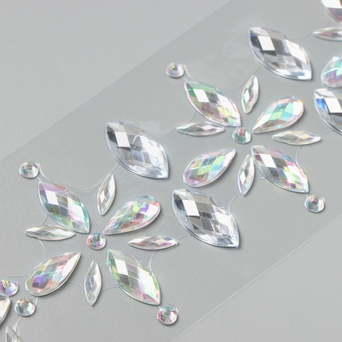 Наклейка пластик стразы "Цветы" серебро 25х8,5 см