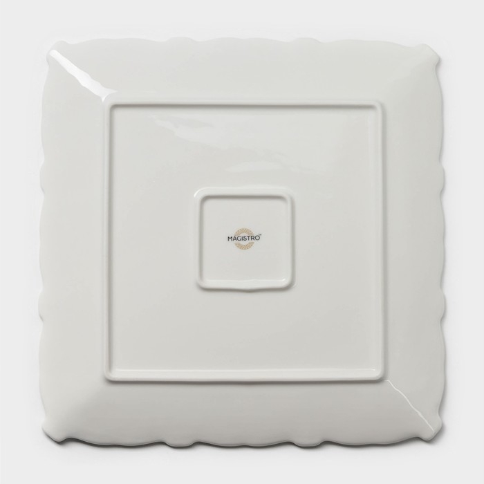 Тарелка фарфоровая пирожковая Magistro Kingdom, 26&times;2 см