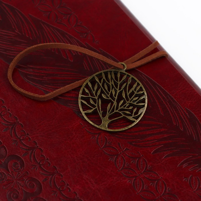 Родословная книга &laquo;Наш род&raquo;, с пером, 56 листов, бордо, 35 х 25 см