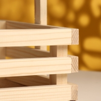 Кашпо деревянное трёхреечное с деревянной ручкой 24,5х14,5х20,5 см натуральное Кашпо деревянное трёхреечное с деревянной ручкой 24,5х14,5х20,5 см натуральное