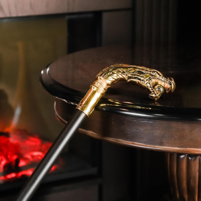 Сувенирное изделие Трость с кинжалом, клинок 30см, рукоять Дракон Сувенирное изделие Трость с кинжалом, клинок 30см, рукоять Дракон