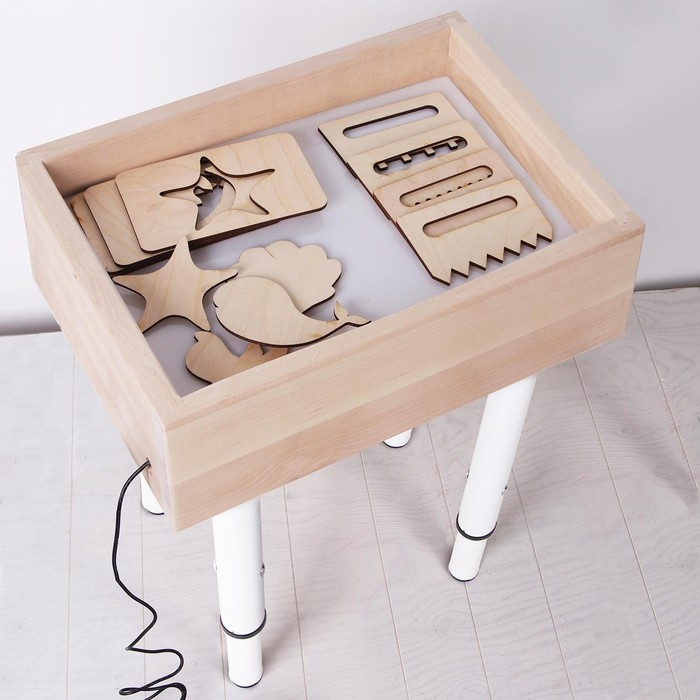 Стол для рисования песком с белой подсветкой, 30 × 40 см + гребень и трафарет Стол для рисования песком с белой подсветкой, 30 × 40 см + гребень и трафарет