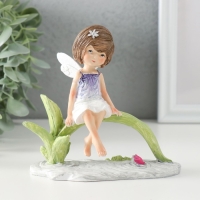 Сувенир полистоун "Малышка в сиреневом платье с крыльями, сидит у пруда" 12,5х8х12 см Сувенир полистоун "Малышка в сиреневом платье с крыльями, сидит у пруда" 12,5х8х12 см
