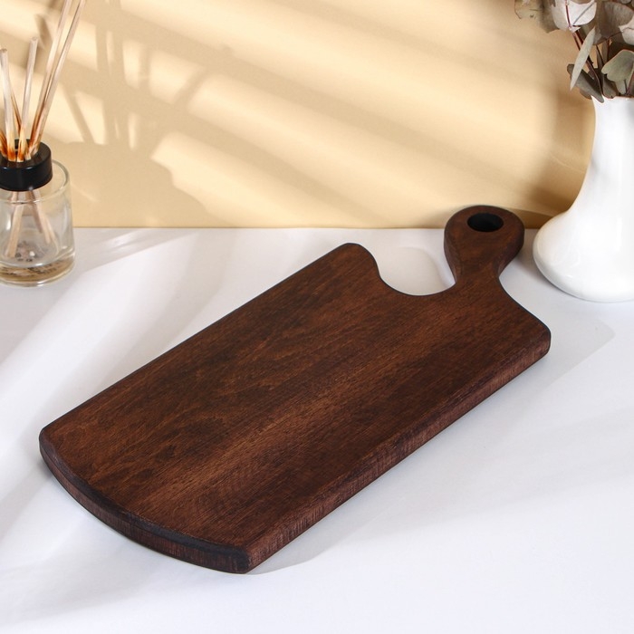 Доска разделочная деревянная для подачи с ручкой Adelica, 38&times;16&times;2 см, тёмный граб