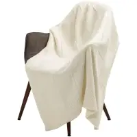 Плед Chess Queen, ver.2, молочно-белый Плед Chess Queen, ver.2, молочно-белый