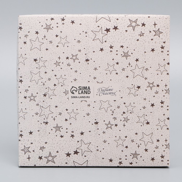 Коробка кондитерская для муссовых пирожных «Present for you», 17.8 х 17.8 х 6.5 см Коробка кондитерская для муссовых пирожных «Present for you», 17.8 х 17.8 х 6.5 см