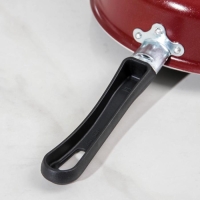 Сотейник &laquo;Эксперт&raquo;, 1,7 л, d=20 см, пластиковая ручка, стеклянная крышка, антипригарное покрытие, цвет бордовый