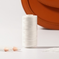 Нитки вощёные, плоские, 150D/16, 0,8 мм, 50 ± 2 м, цвет белый Нитки вощёные, плоские, 150D/16, 0,8 мм, 50 ± 2 м, цвет белый