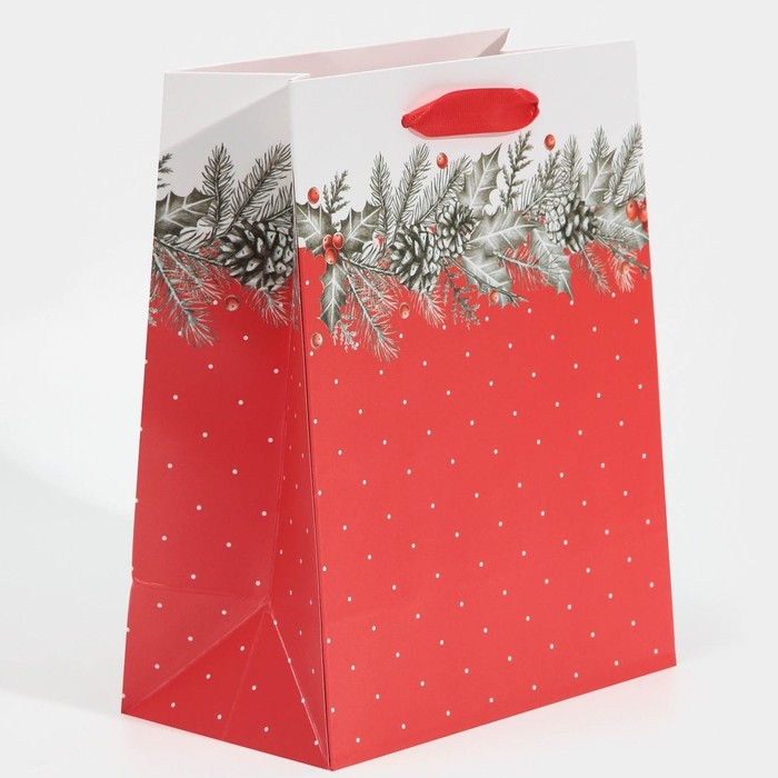 Пакет подарочный новогодний ламинированный &laquo;Еловая веточка&raquo;, MS 18 х 23 х 10 см, Новый год