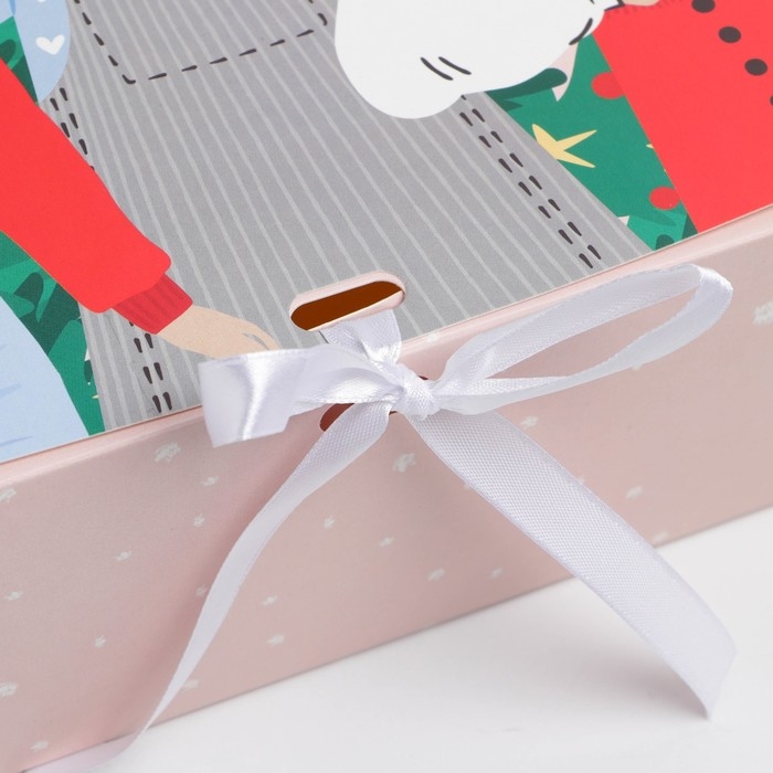 Коробка подарочная новогодняя складная &laquo;Подружки&raquo;, 31 х 24.5 х 8 см, Новый год