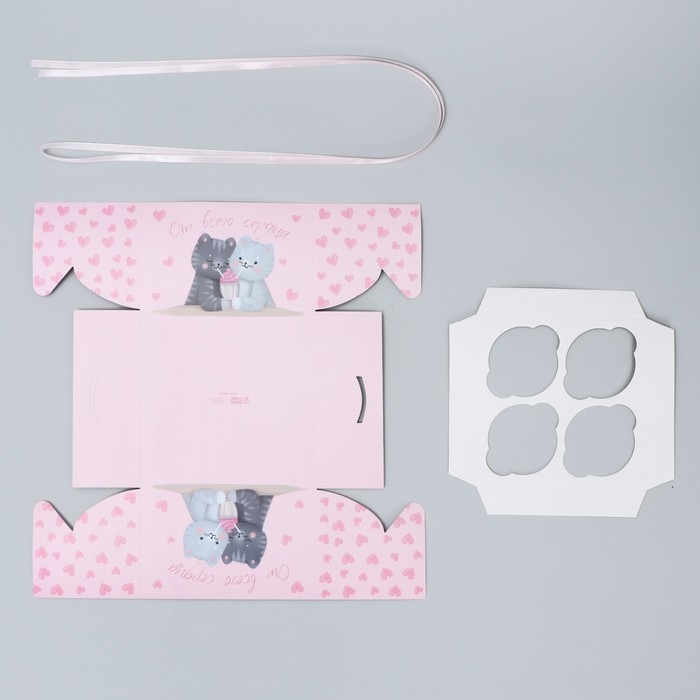 Коробка для капкейка, кондитерская упаковка, 4 ячейки &laquo;От всего сердечка&raquo;, 16 х 16 х 10 см