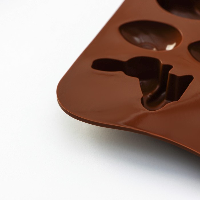 Форма для конфет и шоколада Доляна &laquo;Зайцы, утки и яйца&raquo;, силикон, 22&times;10,2&times;1,4 см, 14 ячеек, цвет коричневый