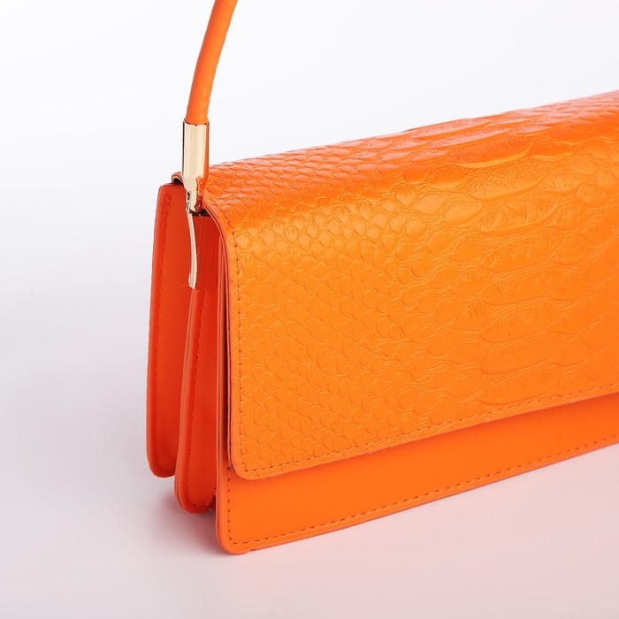 Сумка-багет на клапане, цвет оранжевый