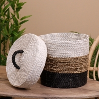 Корзина плетёная с крышкой 27х27х35 см Корзина плетёная с крышкой 27х27х35 см