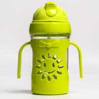 Поильник детский с силиконовой трубочкой «Солнышко», 250 мл., с ручками, цвет МИКС Поильник детский с силиконовой трубочкой «Солнышко», 250 мл., с ручками, цвет МИКС