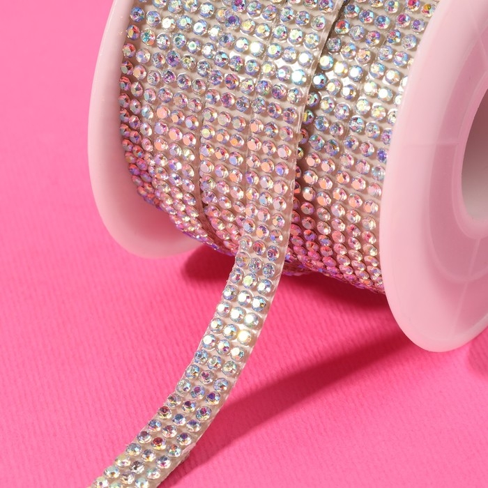 Стразы самоклеящиеся, с голографией, d = 2 мм, ширина - 7 мм, 4,5 ± 0,5 м, цвет серебряный Стразы самоклеящиеся, с голографией, d = 2 мм, ширина - 7 мм, 4,5 ± 0,5 м, цвет серебряный