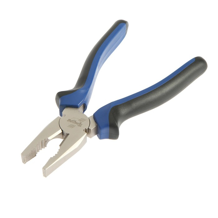 Плоскогубцы комбинированные ТУНДРА, CrV, никелированные, двухкомпонентные рукоятки, 180 мм Плоскогубцы комбинированные ТУНДРА, CrV, никелированные, двухкомпонентные рукоятки, 180 мм