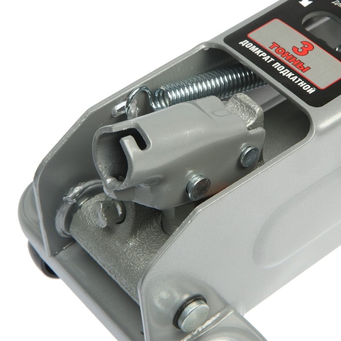 Домкрат "СЕРВИС КЛЮЧ" подкатной 3 т в кейсе высота 133-387мм