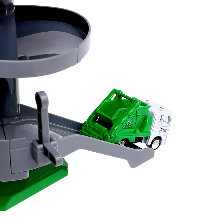 Парковка &laquo;Городские службы&raquo;, с 2 машинками