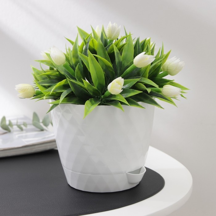 Горшок для цветов с прикорневым поливом «Румба», 1 л, цвет белый Горшок для цветов с прикорневым поливом «Румба», 1 л, цвет белый