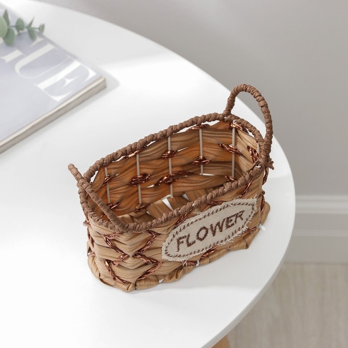 Кашпо для цветов плетёное с ручками Доляна «Овал», 17,5×8×12,5 см, цвет светло-коричневый Кашпо для цветов плетёное с ручками Доляна «Овал», 17,5×8×12,5 см, цвет светло-коричневый