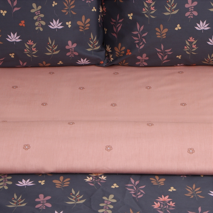 Постельное бельё LoveLife 2сп Flower morning 175х215см, 200х225см, 50х70см-2шт, сатин, хлопок 125г/м Постельное бельё LoveLife 2сп Flower morning 175х215см, 200х225см, 50х70см-2шт, сатин, хлопок 125г/м