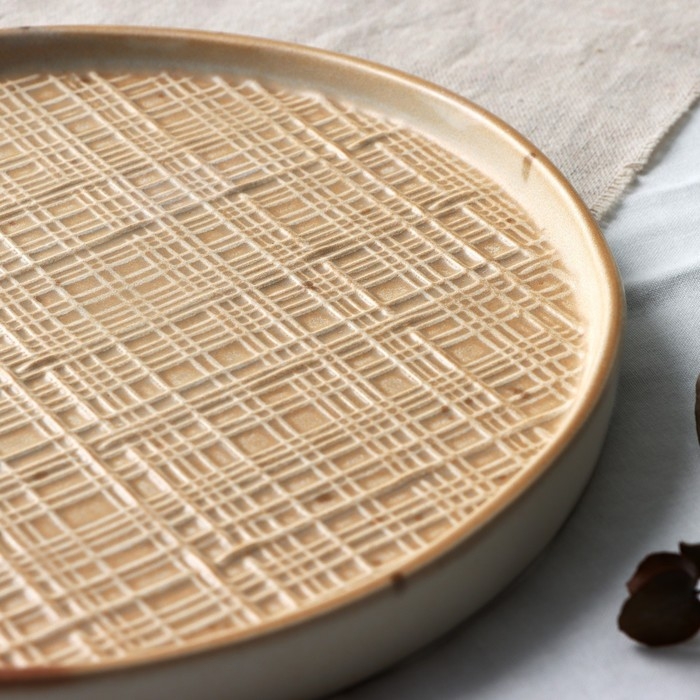 Тарелка керамическая &laquo;Самоцвет&raquo;, 21.2 см, цвет бежевый