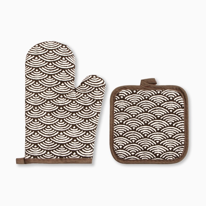 Кух.набор 2 пр. Этель Узор прих.17*17см, варежка-прихв. 26*16см,100%п/э Кух.набор 2 пр. Этель Узор прих.17*17см, варежка-прихв. 26*16см,100%п/э