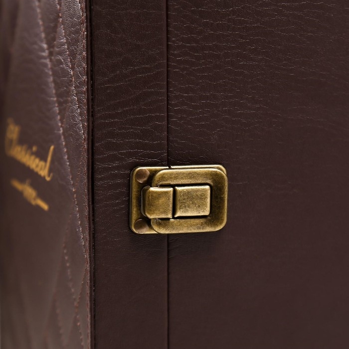 Шкатулка дерево, кожзам для 2 бутылок "Стёганная клетка" 4 предмета 34,5х19,5х12 см