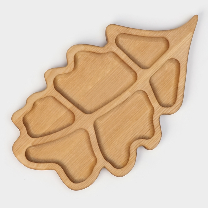 Менажница деревянная авторская Adelica &laquo;Дубовый лист&raquo;, 35&times;20&times;1,8 см, пропитана минеральным маслом, берёза