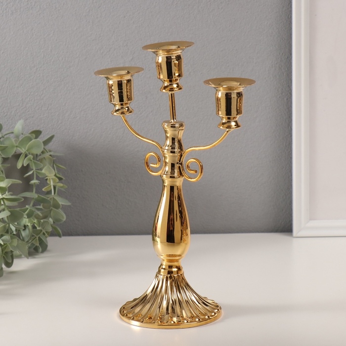 Подсвечник металл на 3 свечи "Классика с завитками" d-2 см 10х18,5х27,2 см