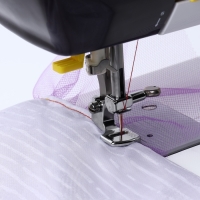 Лапка для швейных машин, для присбаривания, с адаптером, 2,8 × 1,7 × 1,9 см Лапка для швейных машин, для присбаривания, с адаптером, 2,8 × 1,7 × 1,9 см