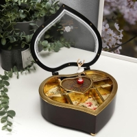 Шкатулка музыкальная пластик "Изогнутое сердце" МИКС 19х17х7 см Шкатулка музыкальная пластик "Изогнутое сердце" МИКС 19х17х7 см