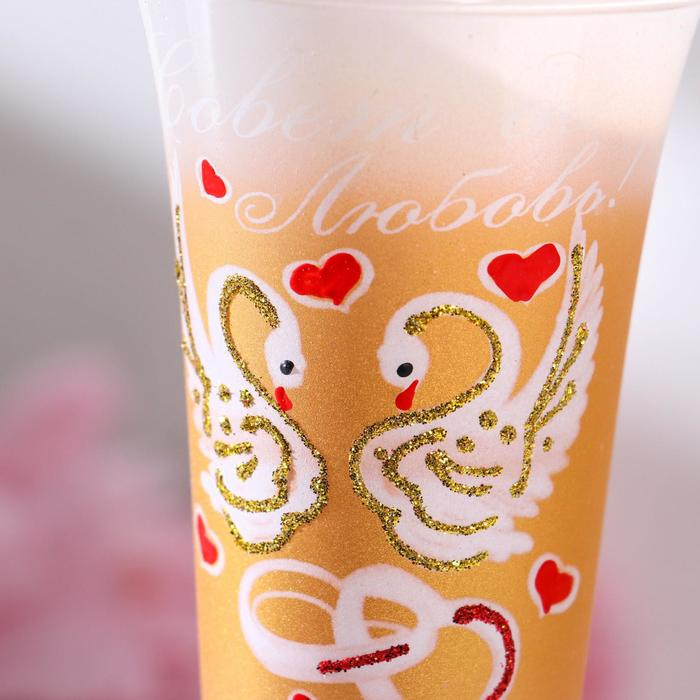 Набор свадебных бокалов &laquo;Совет да любовь&raquo;, с сердцем на ножке, бело-золотой