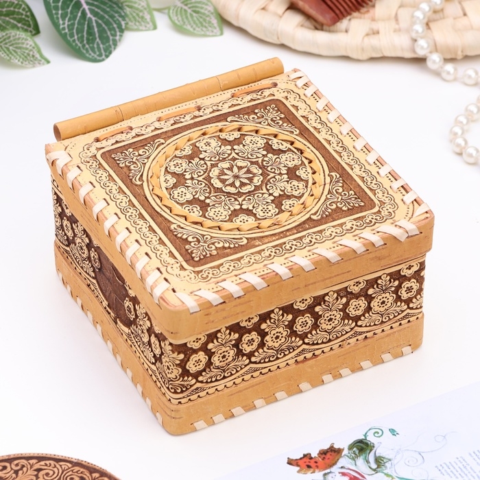 Шкатулка &laquo;Узор&raquo;, шарнирная, 13х13х7 см, береста